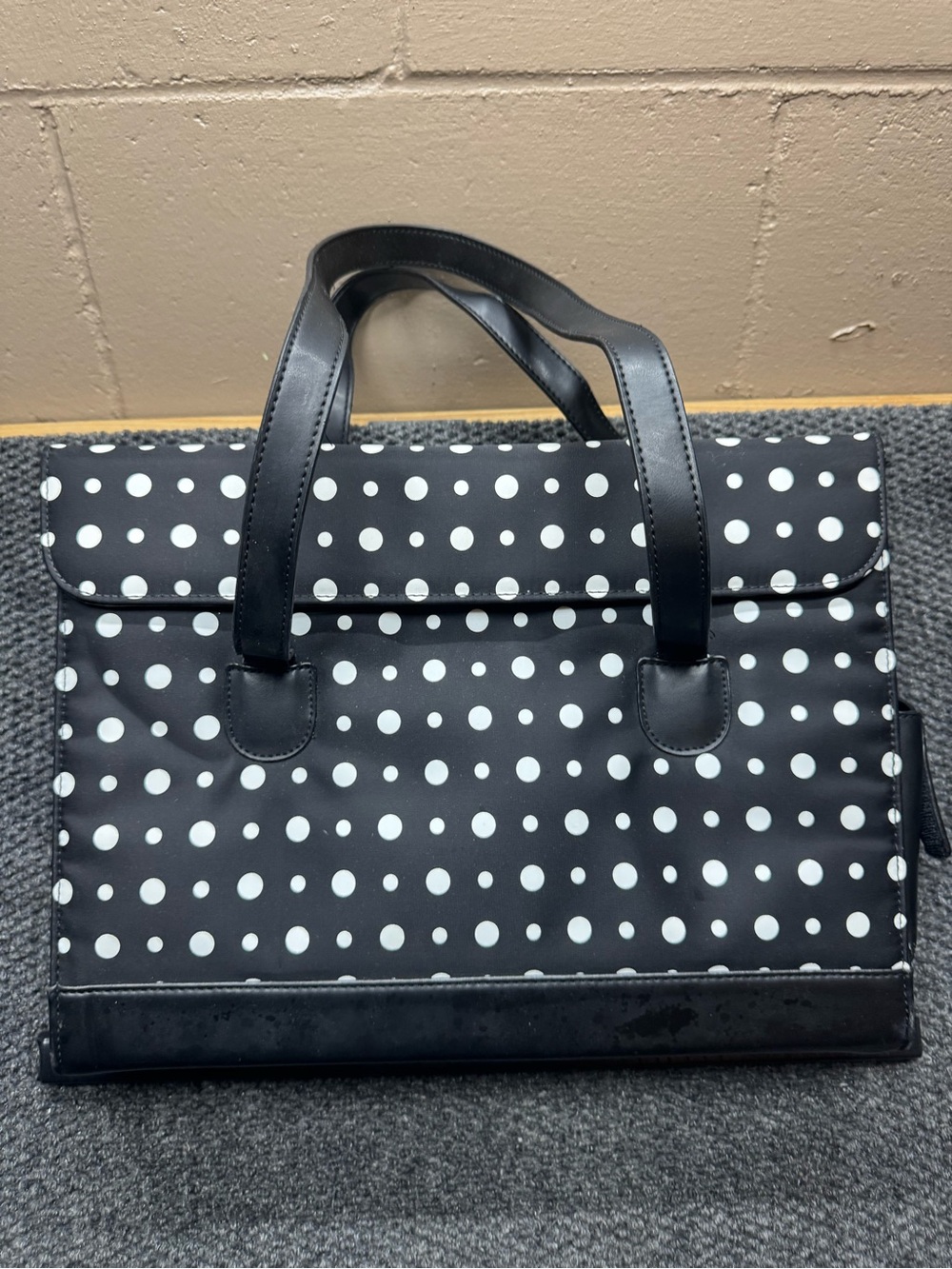 Source Unknown Black and White Polka Dot Laptop Tote